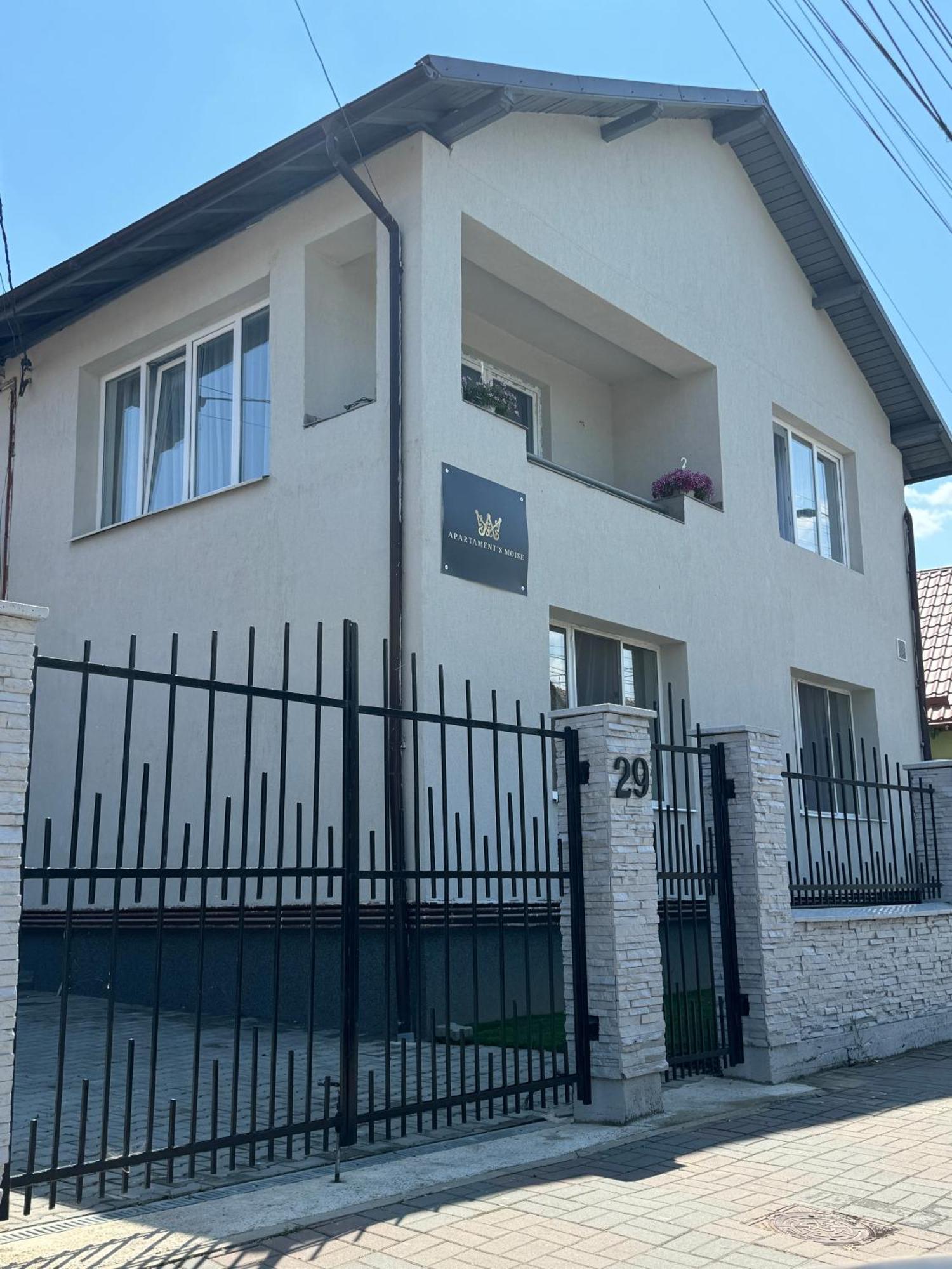 Apartament'S Moise 图尔达 外观 照片